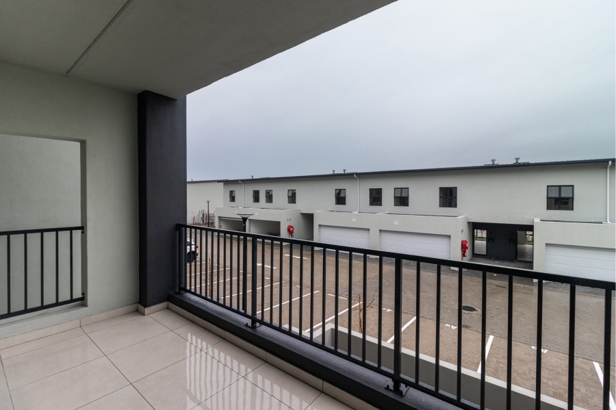 To Let 3 Bedroom Property for Rent in Sandown Western Cape